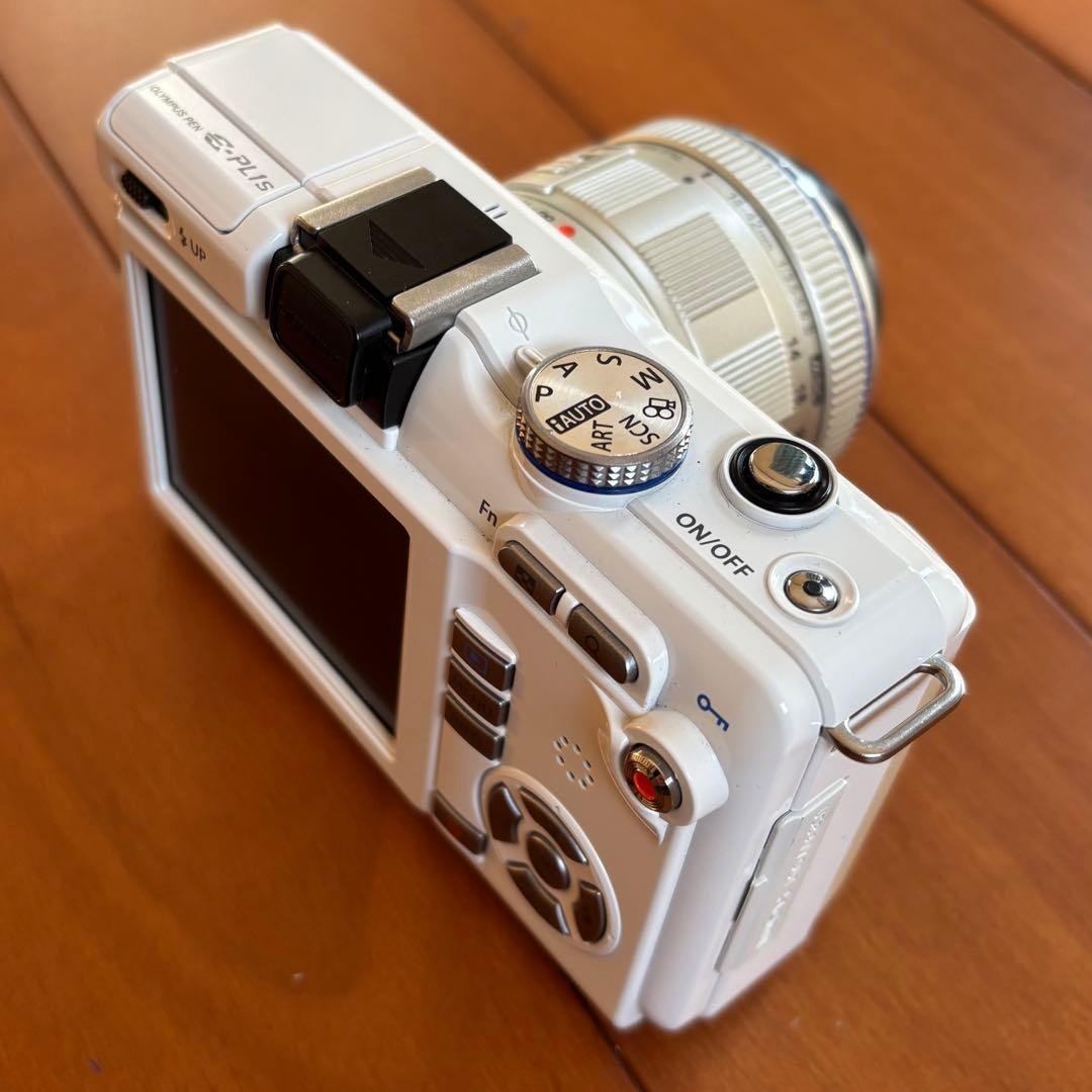 ✨スマホへ転送✨オリンパス PL1s ミラーレスカメラ