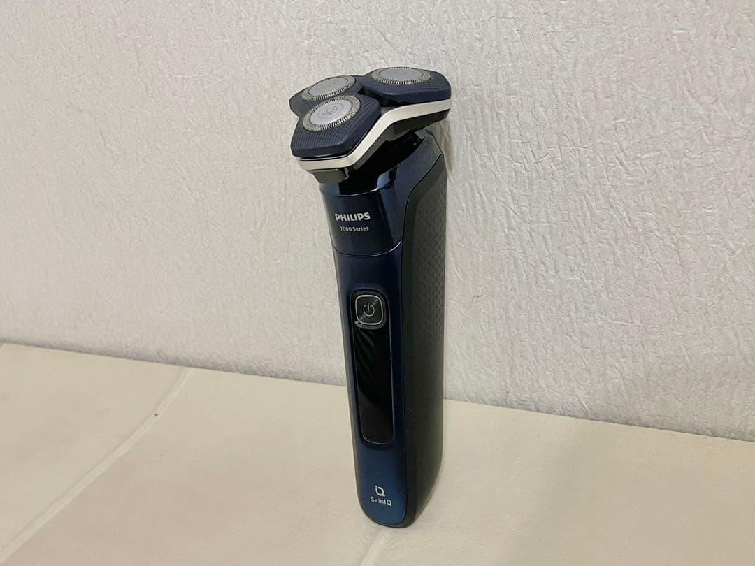 【フィリップス】7000Series ウェット&ドライ電動シェーバー S7885