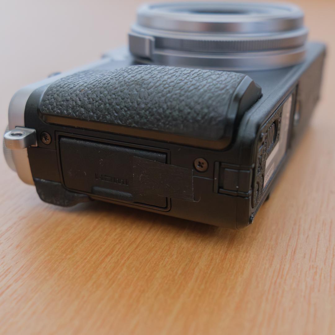 【美品】FUJIFILM X70 コンパクトデジタルカメラ