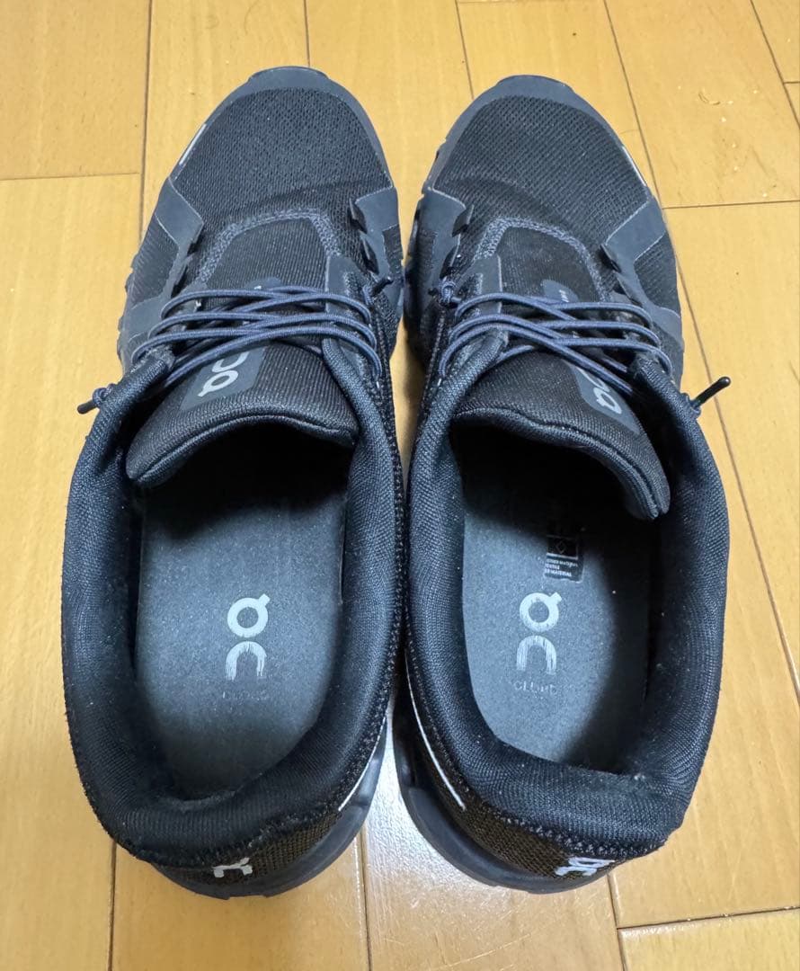 On Cloud 6 ブラック スニーカー 25.5 cm