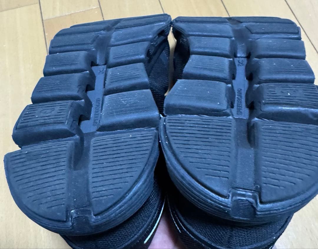 On Cloud 6 ブラック スニーカー 25.5 cm