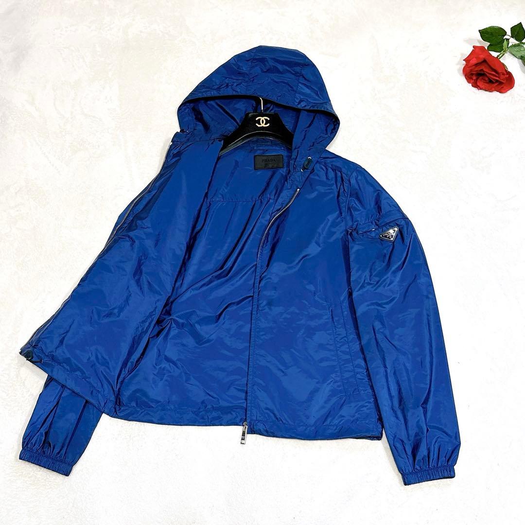 ほば未使用✨　PRADA ナイロン　ジャケット トライアングルプレート ブルゾン