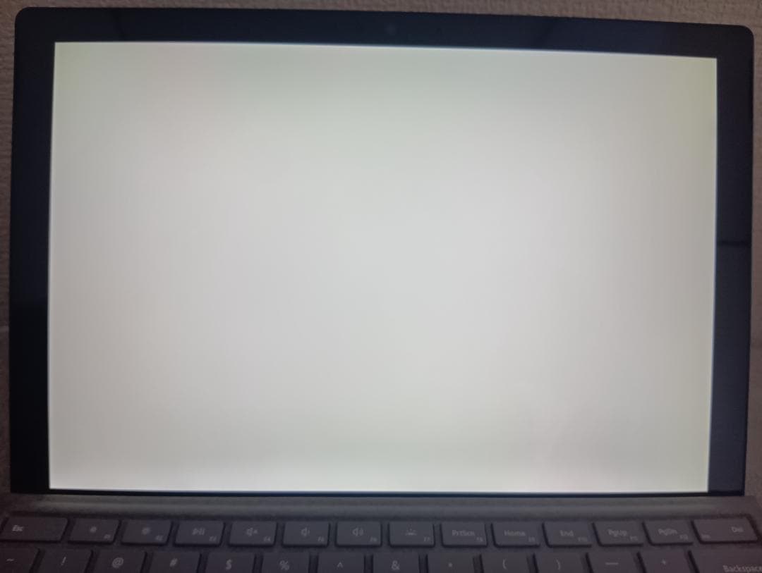 ✨美品✨Surface Pro 6 i7モデル／メモリ８GB／SSD238GB