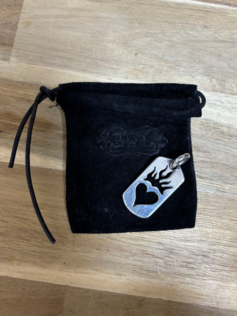 ビルウォールレザードッグタグ