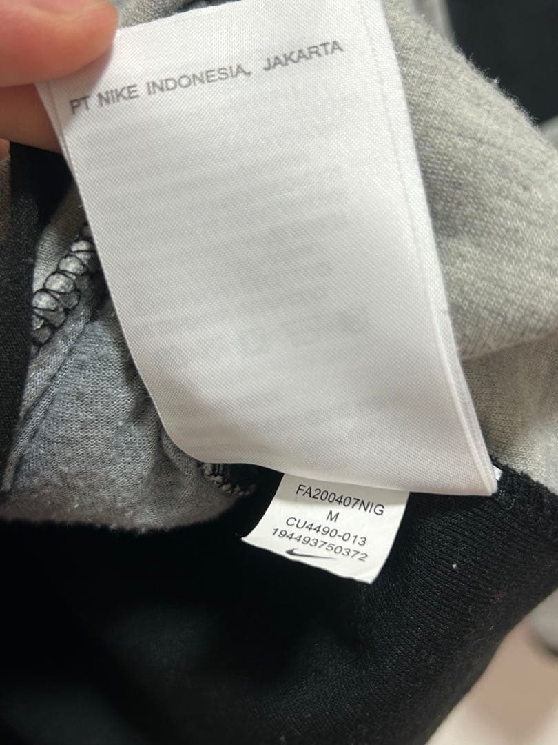 廃盤希少カラー　Nike テックフリース　M 海外限定カラー　旧テック