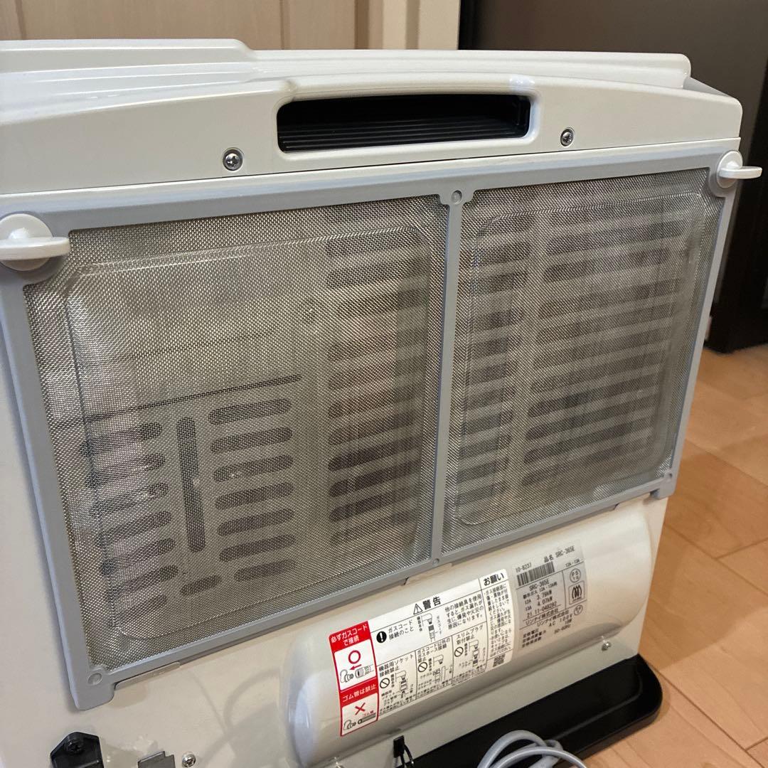 リンナイ ガスファンヒーター SRC-365E ホワイト 美品　ガスコード、箱付