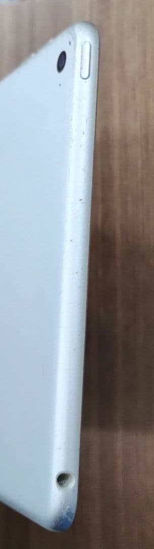 Apple iPad mini 4 シルバー 本体 128GB