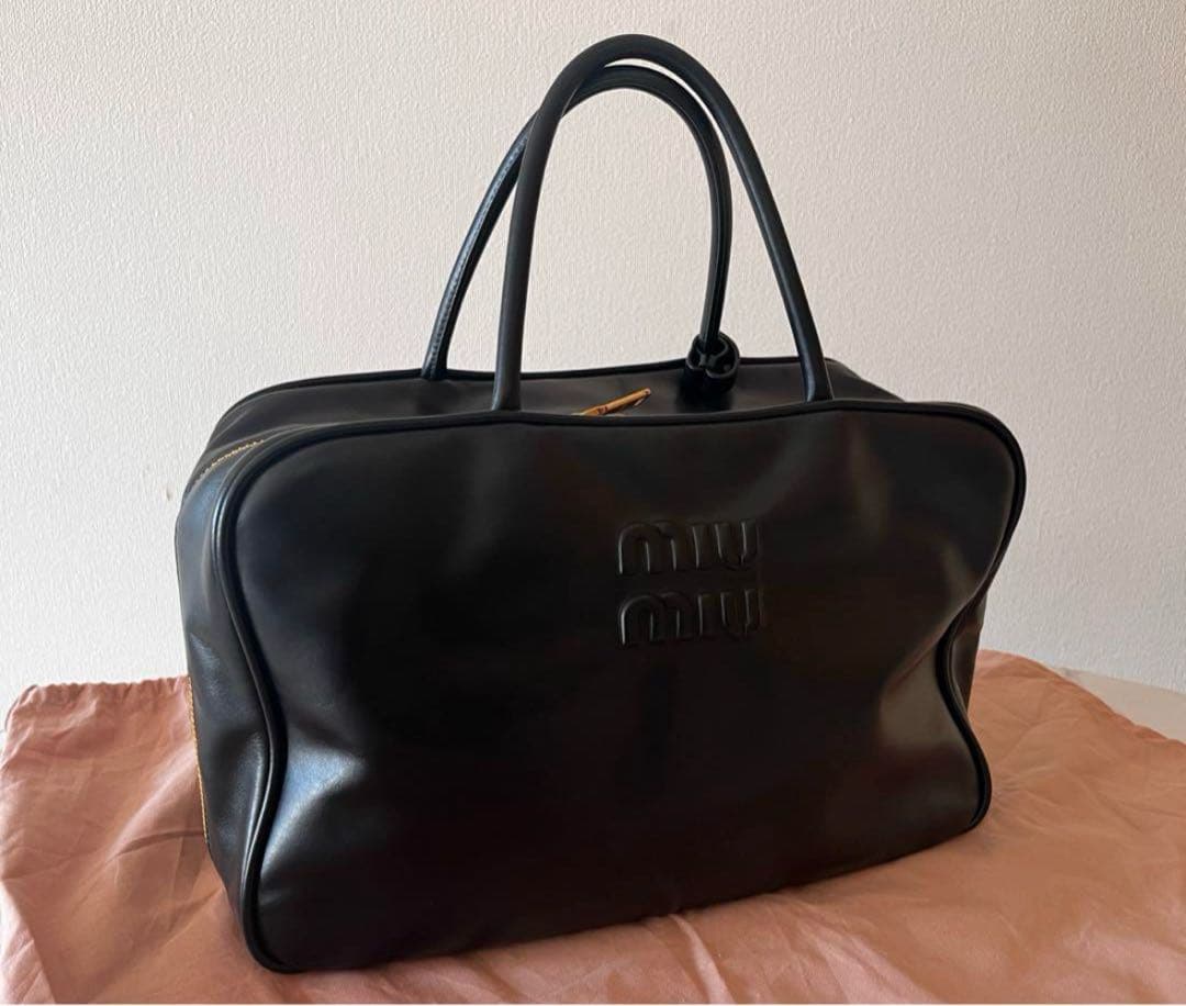 miumiu ミュウミュウ レザートップハンドルバッグ ブラック