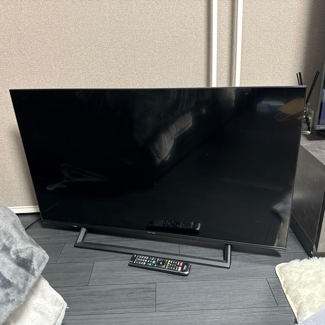 大画面液晶テレビ