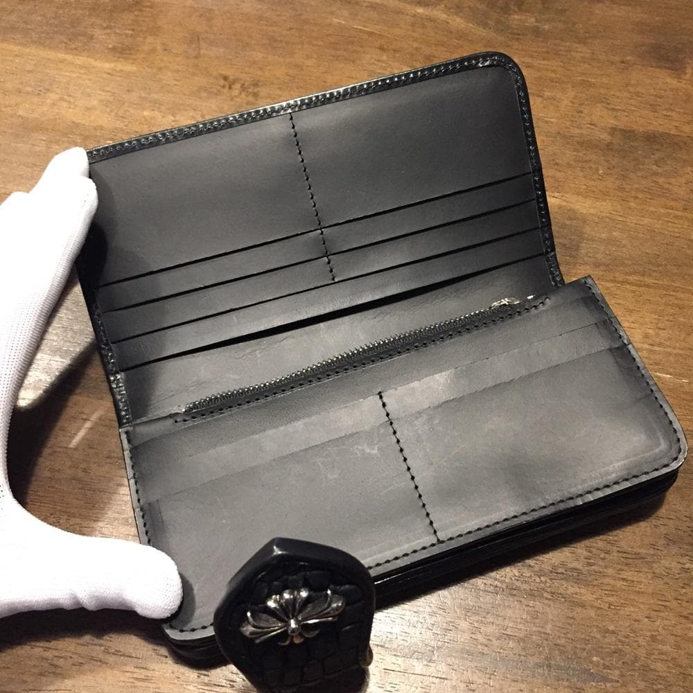 新品！高級‼クールなオールブラック！クロコダイル ワニ本革 バイカーズウォレット