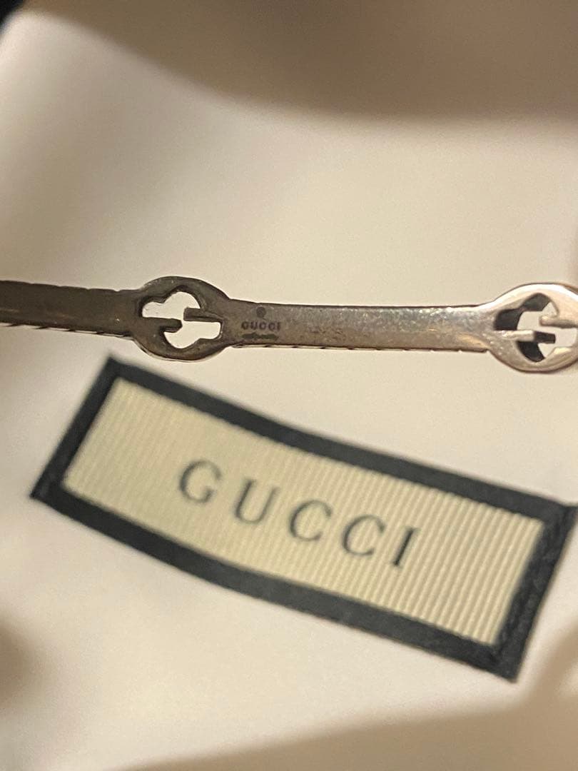 GUCCI インターロッキング Gバングル