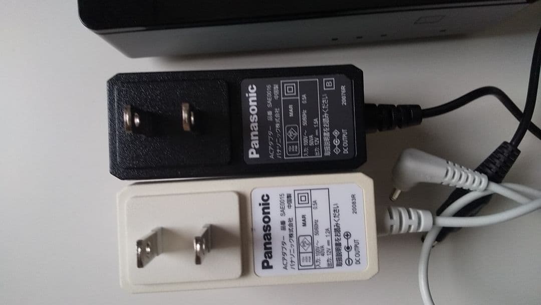 UN-10E9-W　Panasonic VIERA ポータブルテレビ 風呂テレビ