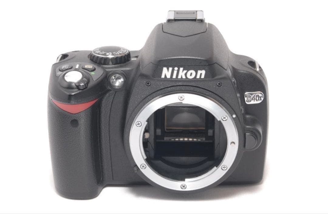 ⭐️軽くて持ち運び楽々⭐️Nikon D40x　デジタル一眼レフ　ニコン
