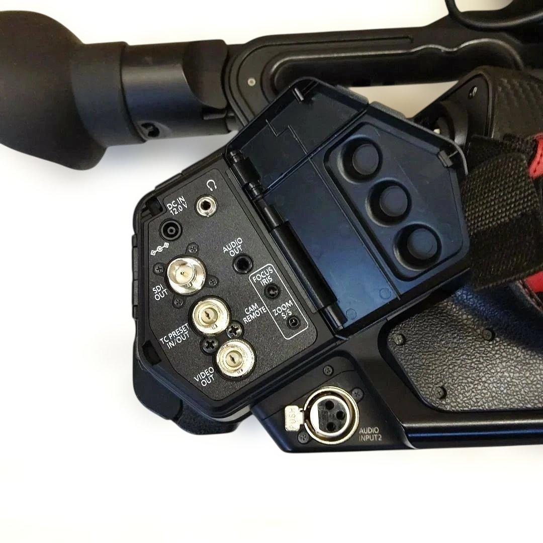 PANASONIC AG-DVX200 4K 業務用ビデオカメラ 本体のみ