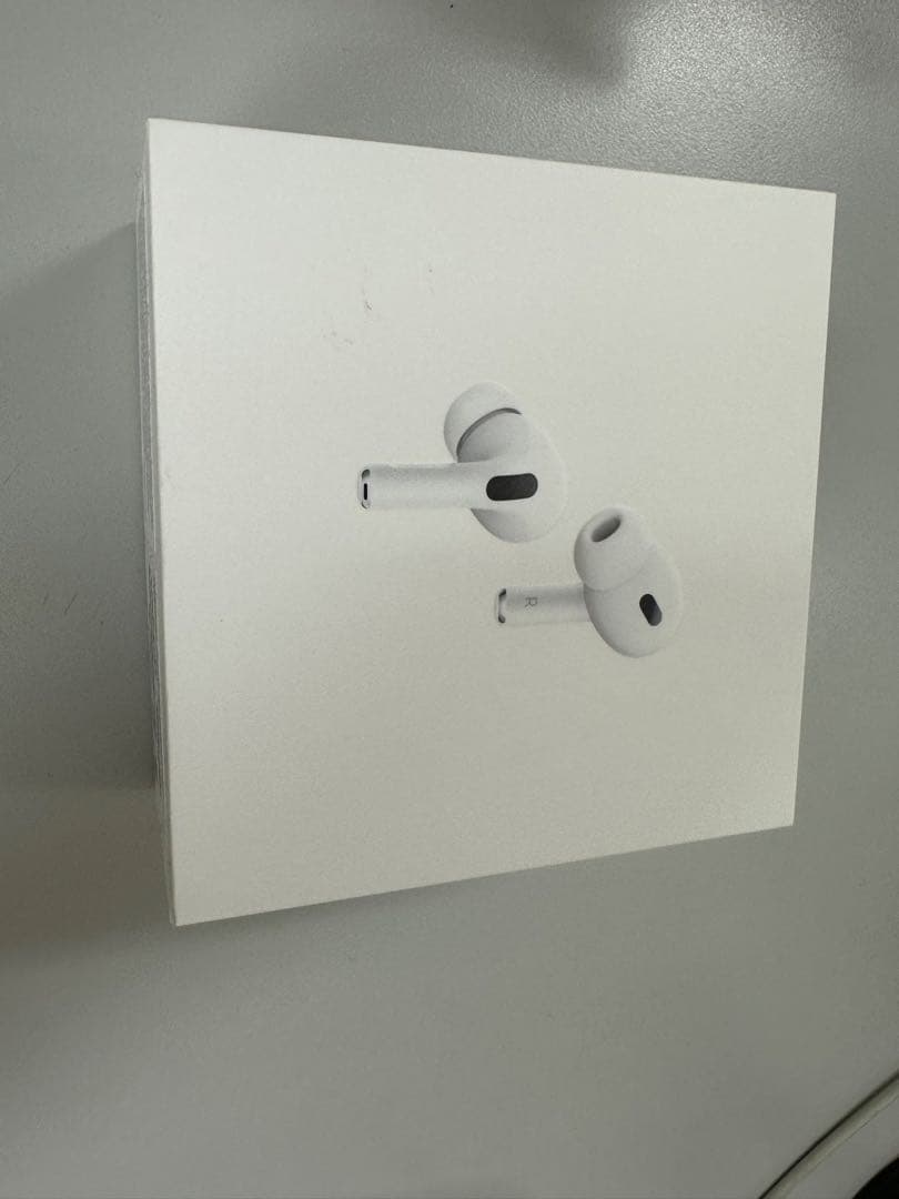 Apple AirPods Pro 第2世代 / Lightning ※訳あり