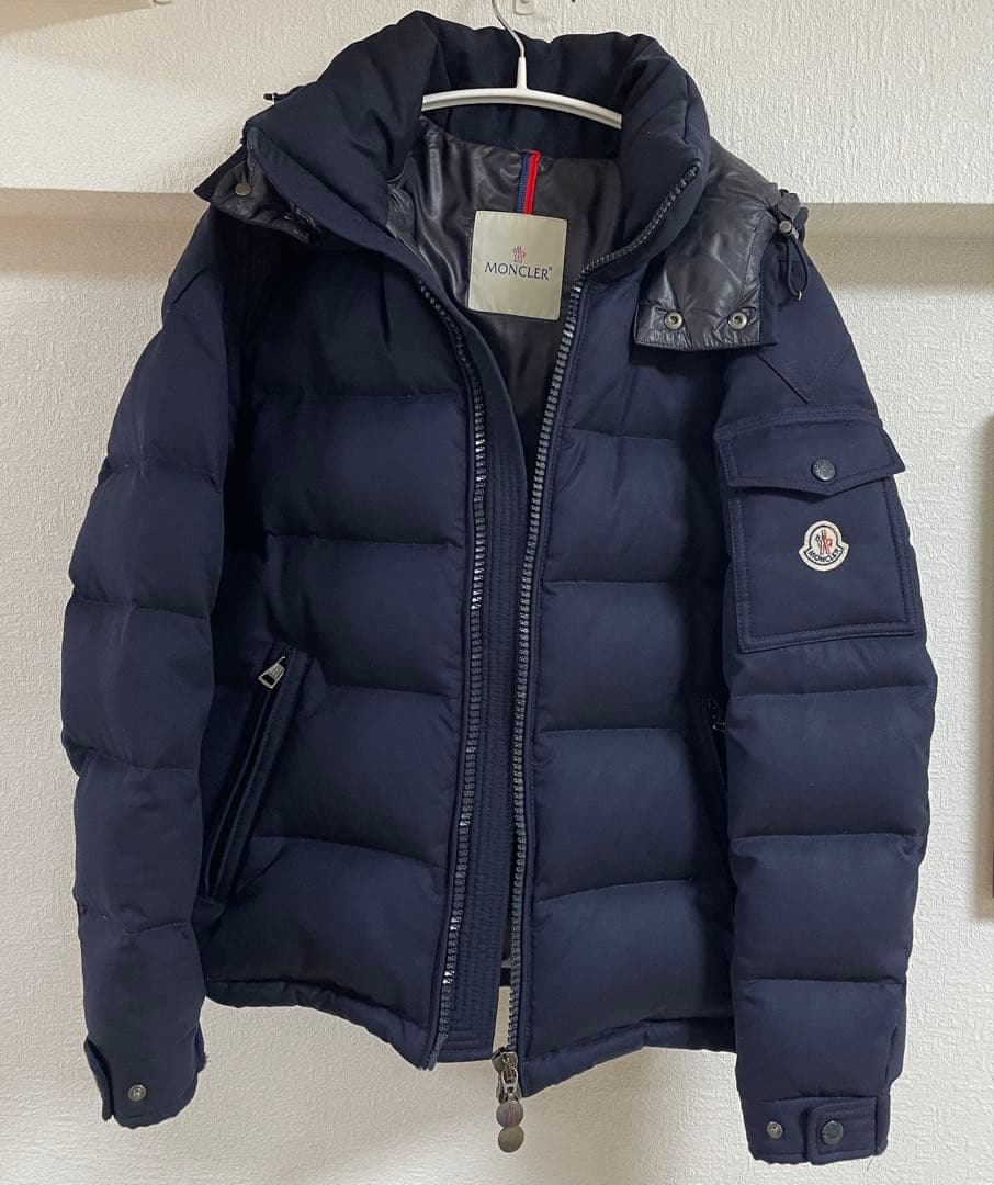 【格安ジャンク】モンクレール ダウン 紺色 セルフ補修あり 腕裏破れあり