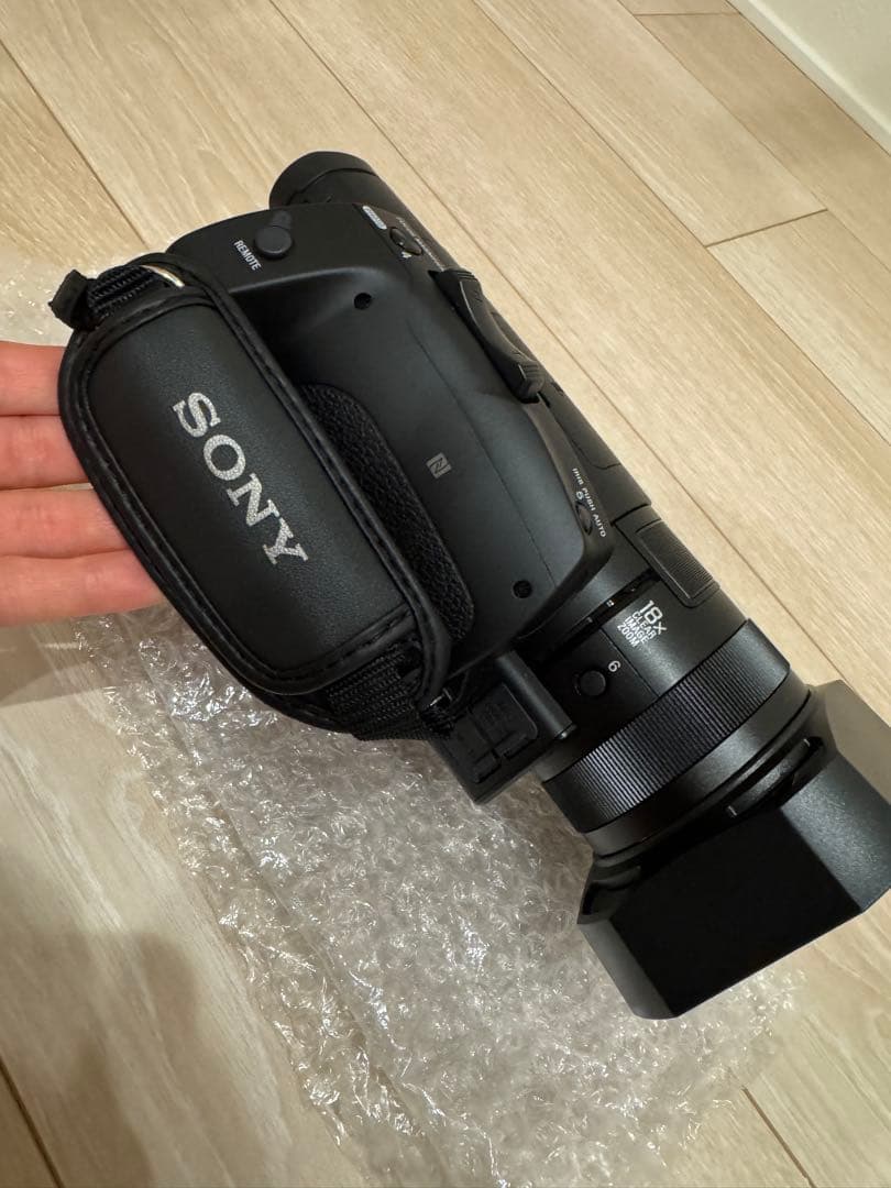 【美品】FDR-AX700 SONY デジタル4K ビデオカメラ