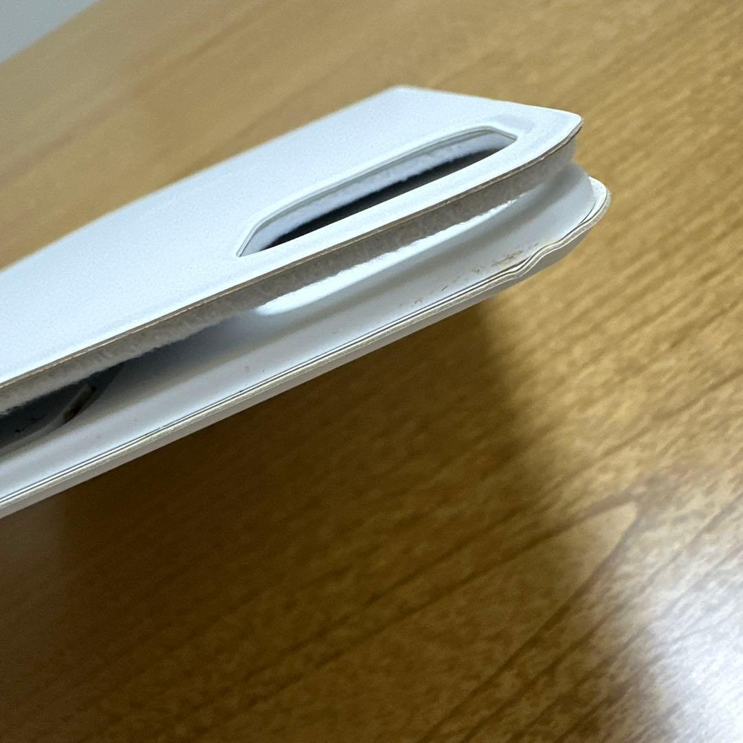 Apple 純正 iPad Magic Keyboard（ホワイト／日本語配列）