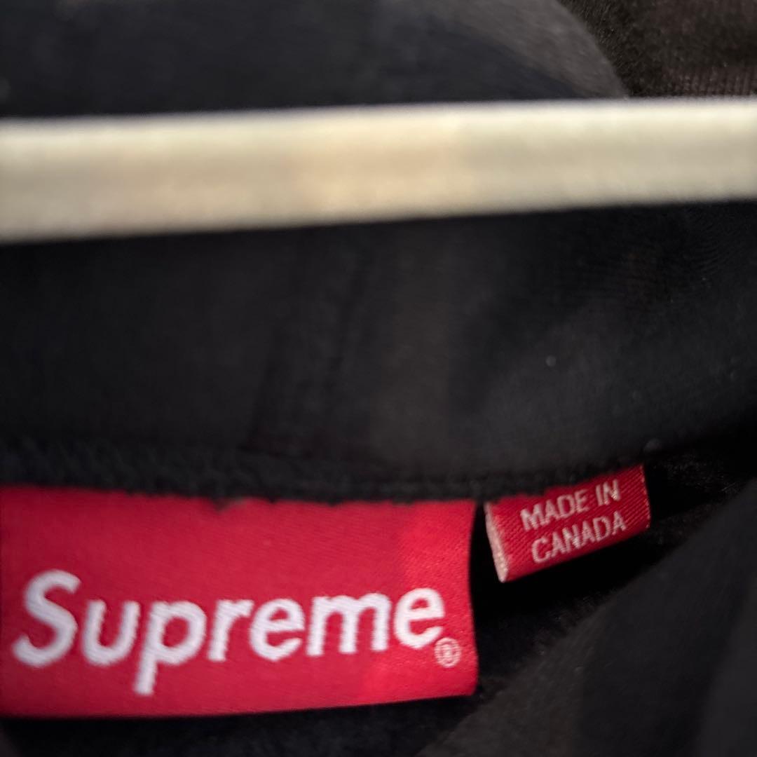 23FW ボックスロゴフーディー