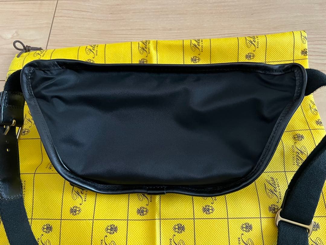 フェリージ　218 ボディーバッグ