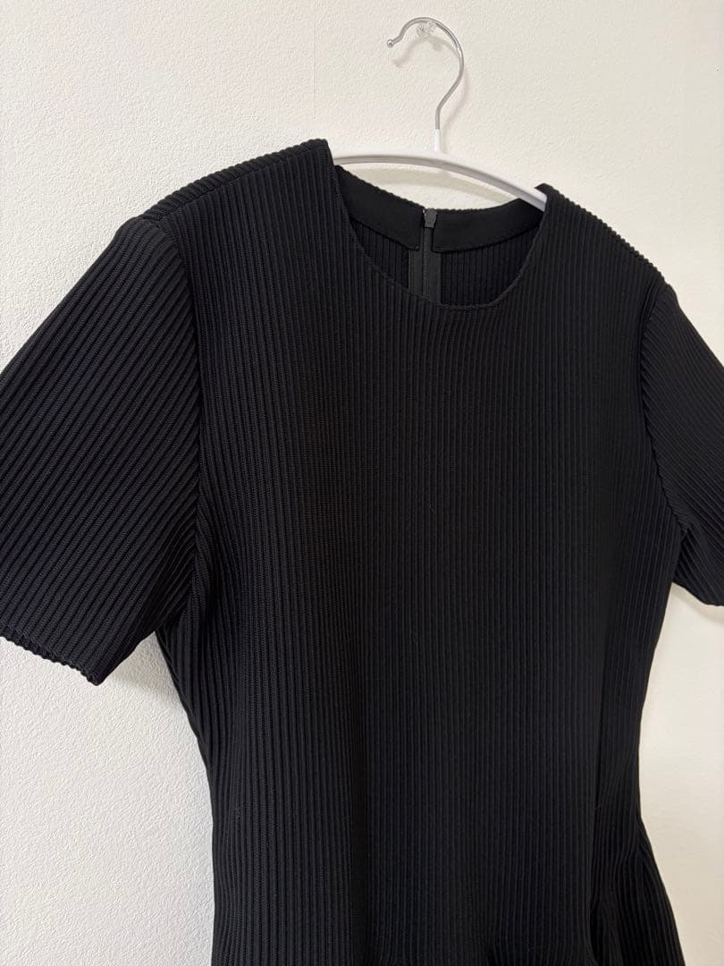 CFCL 膝丈ニットワンピース 2024ss ブラック