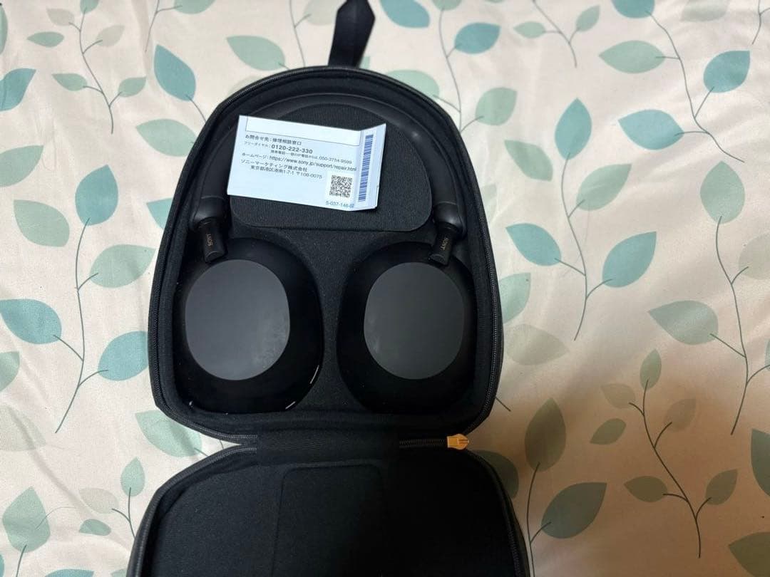 ほぼ新品 SONY WH-1000XM5 ワイヤレスヘッドホン