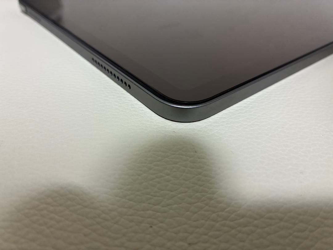 美品　iPad Air M3 第7世代 Wi-Fi 128GB 11インチ