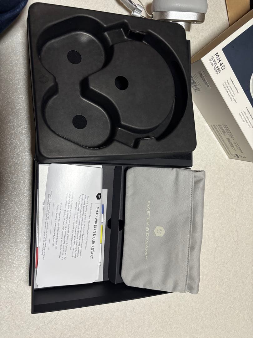 Master & Dynamic MH40 ワイヤレスヘッドホン