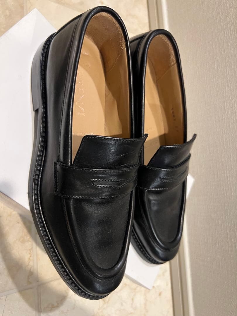 新品イタリア製本革ブラックローファー 37 定価３万円7割引