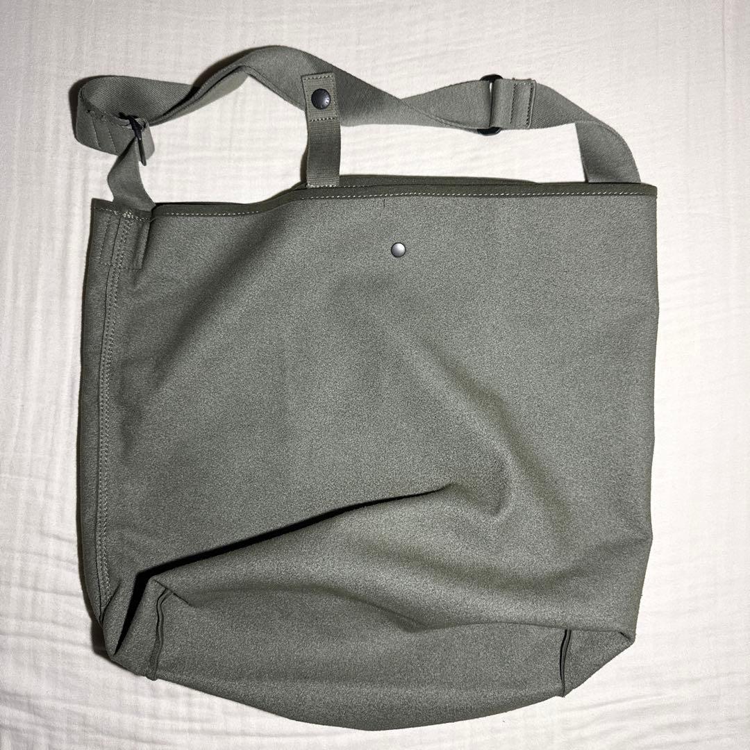 Nigel Cabournウルトラスエードマルチバッグ グリーン 日本製