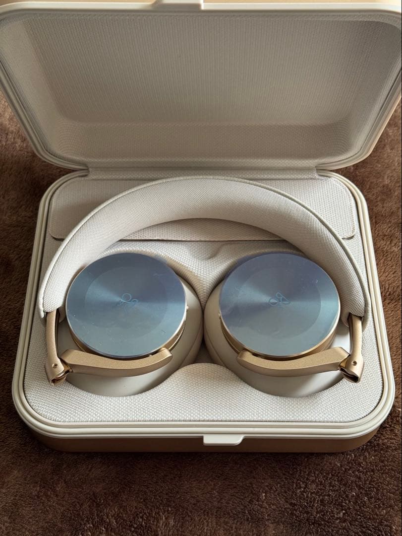 BANG & OLUFSEN BEOPLAY H95 ワイヤレスヘッドフォン