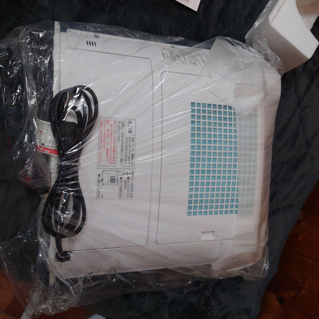 未使用？ SHARP 加湿機能付きファンヒーター　HX-L120-W