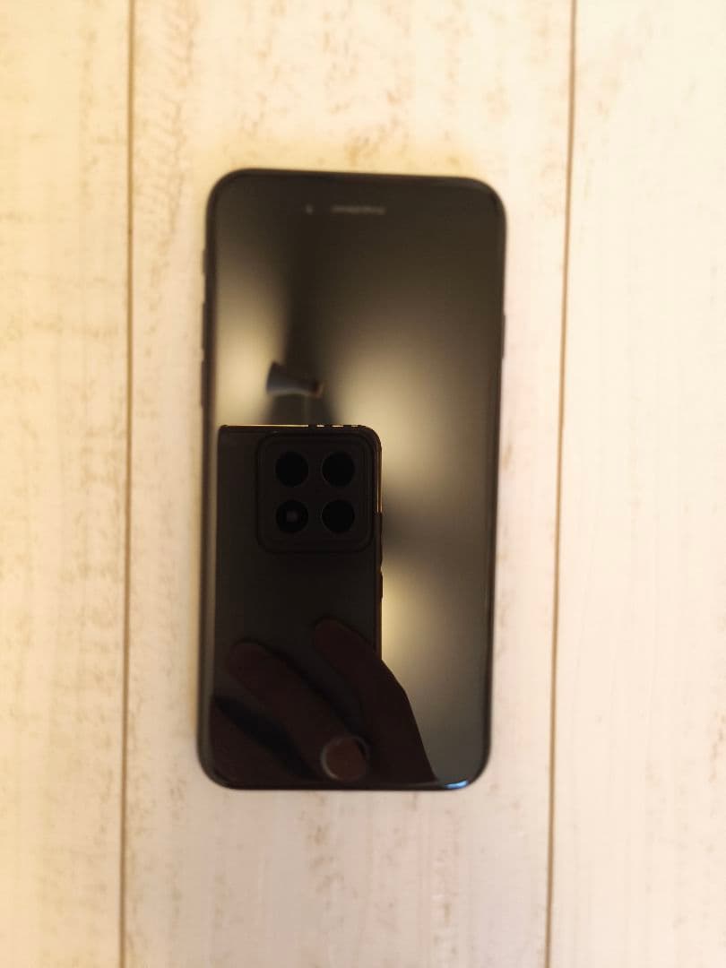 Apple iPhone SE第2世代 64GB