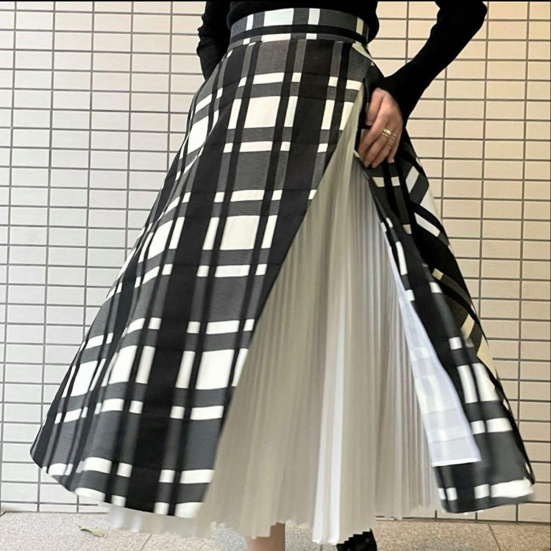 【美品】SHE TOKYO シートーキョー Nathalie プリーツ スカート