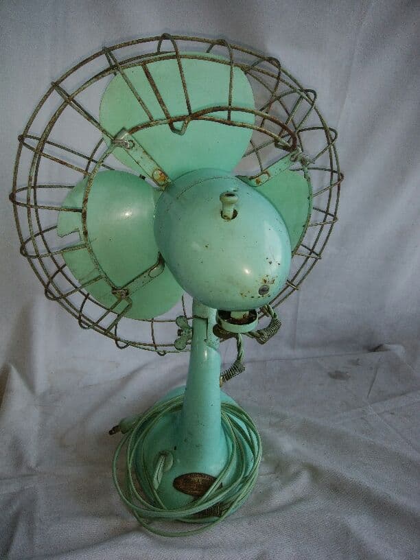 骨董品の扇風機