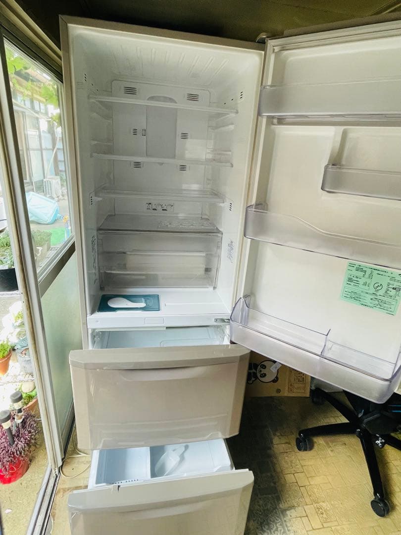 ファミリー用　大型冷蔵庫　370L 宮城県