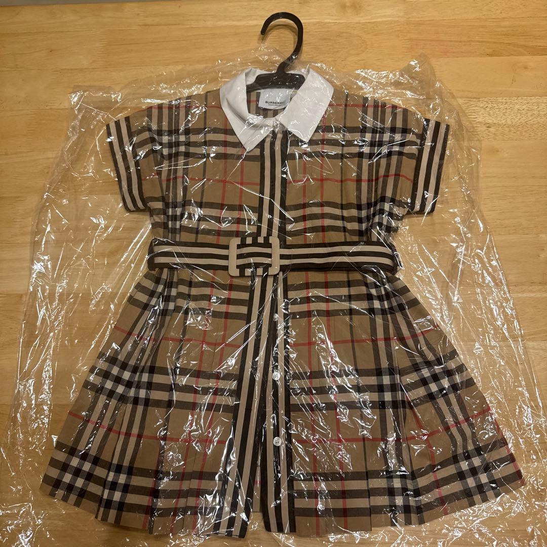 【美品】Burberryワンピース2着