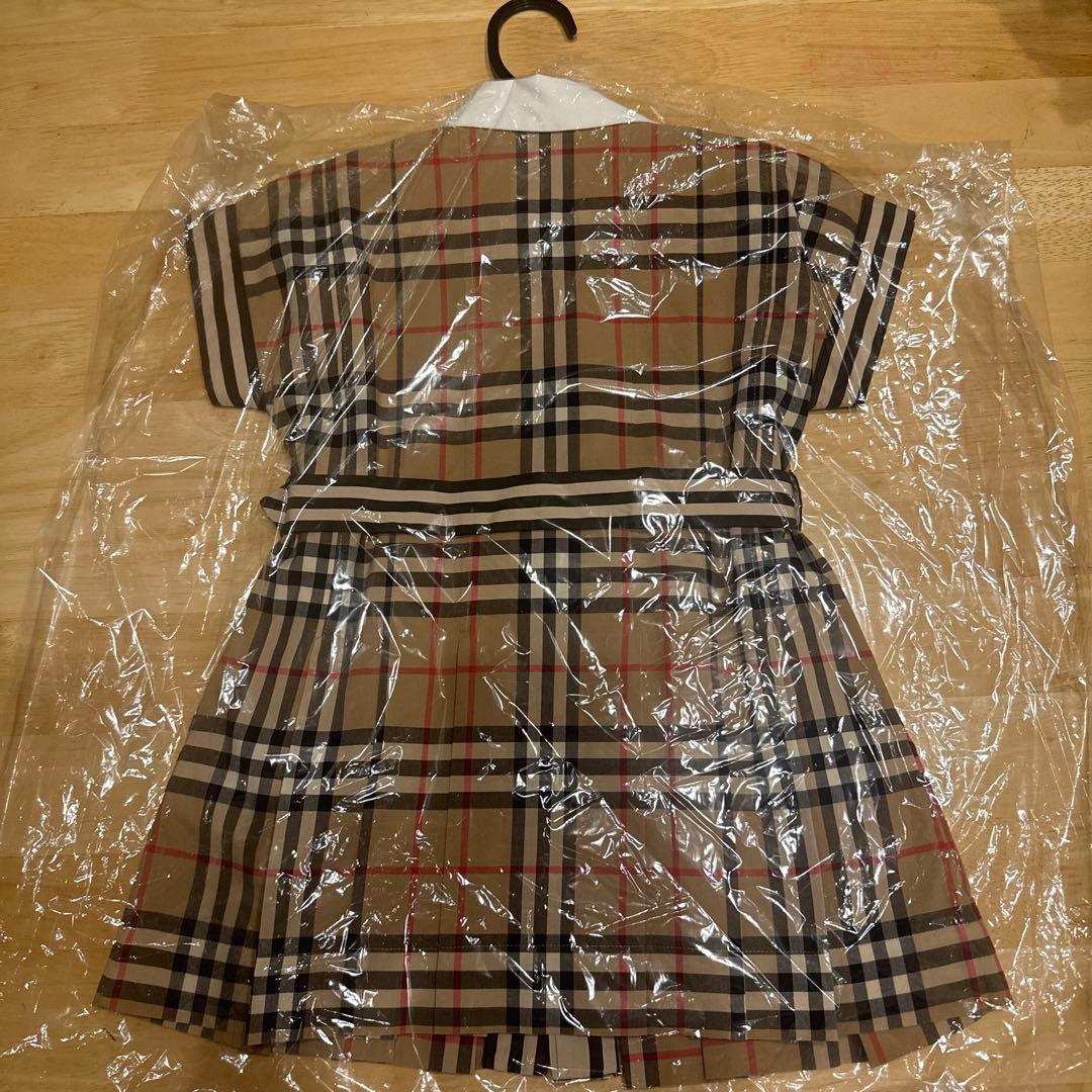 【美品】Burberryワンピース2着