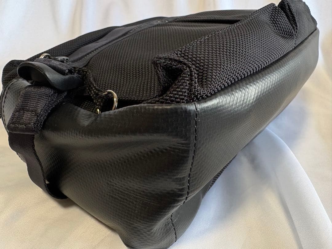 吉田カバン　PORTER 　ポーター　ヒート　ボディバッグ ブラック