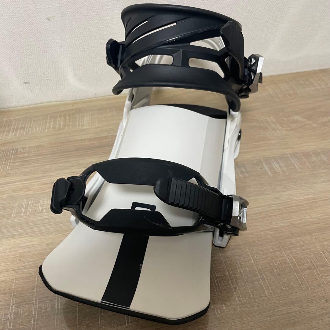 SALOMON サロモン DISTRICT ディストリクト サイズM 22-23