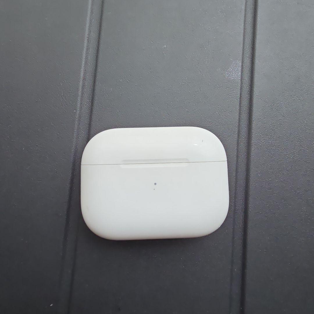 AirPods Pro USB - C 2026年8月19日までアップルケア付き