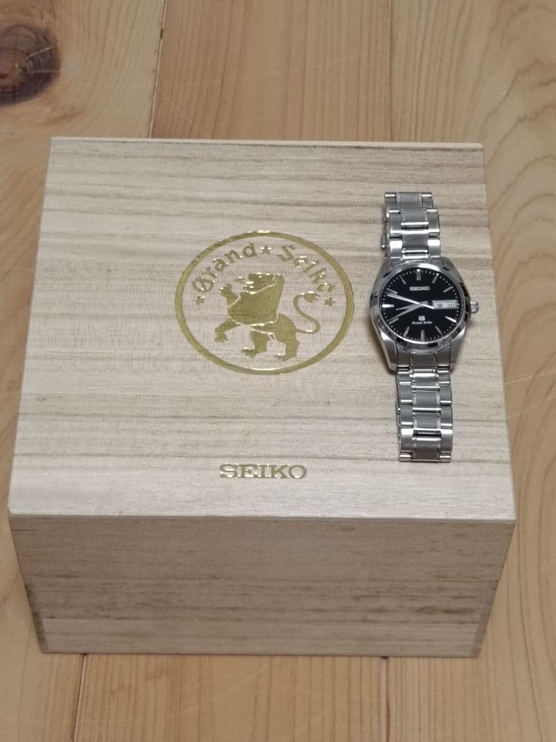 SEIKO Grand Seiko クォーツ腕時計 SGBT037
