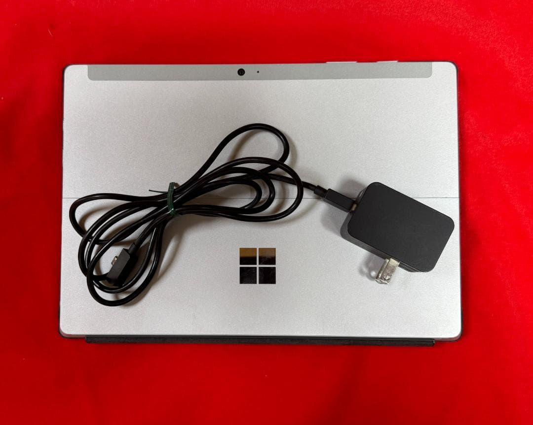 値下げ#3　中古品　タブレットPC 　Microsoft Surface3