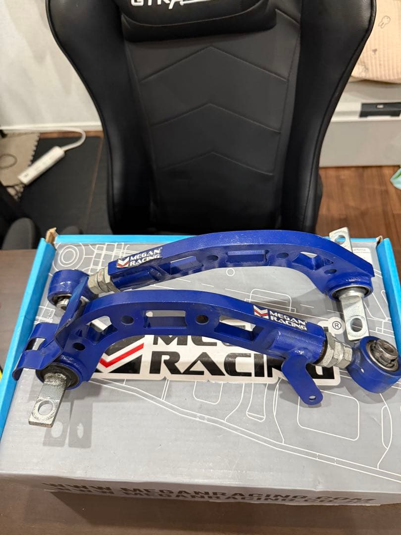 FD2 シビックタイプR用 アッパーアームMEGAN RACING