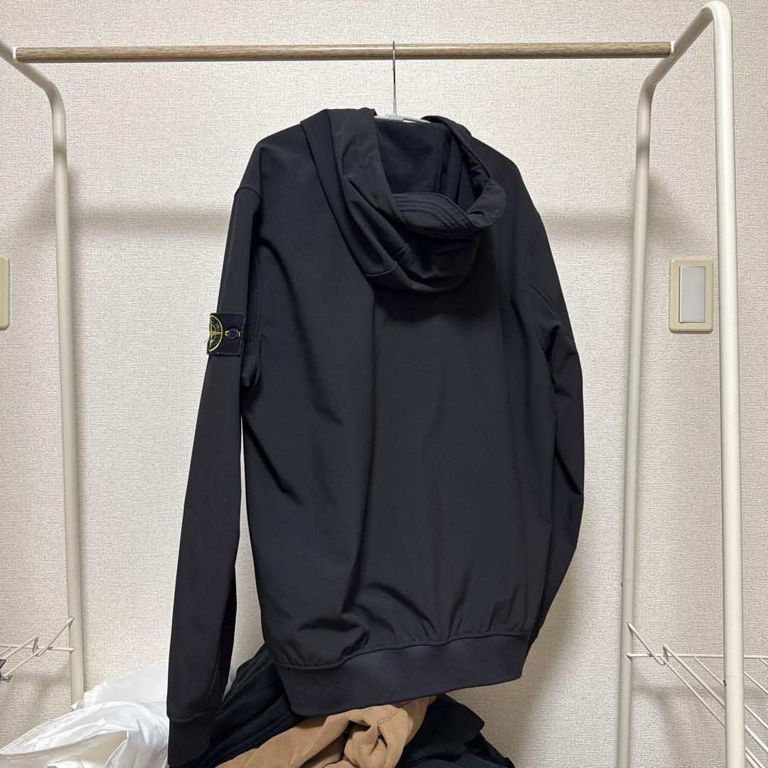 STONE  ストーンアイランド タグあり