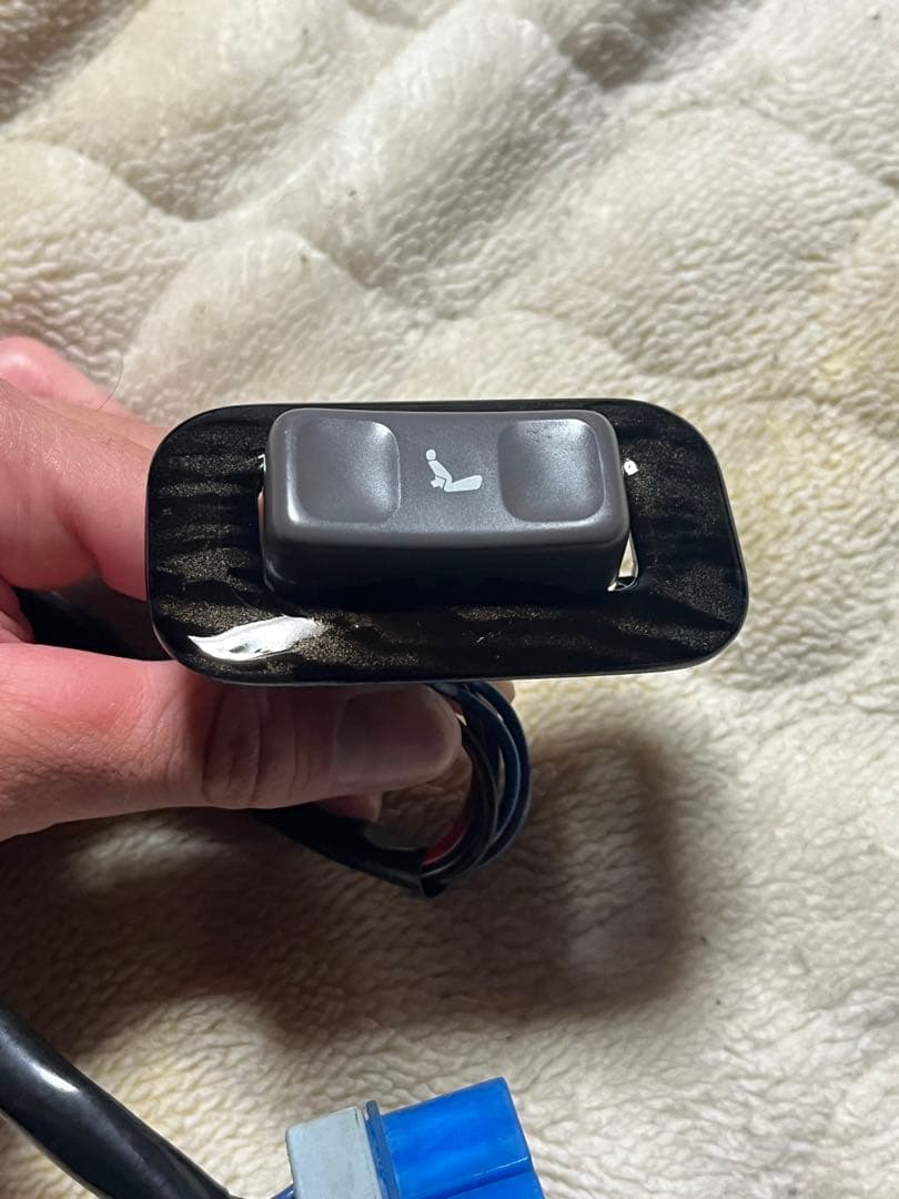 黒木目　y32セドリック　グロリア　ランバーサポートスイッチ　シフトノブ修理代