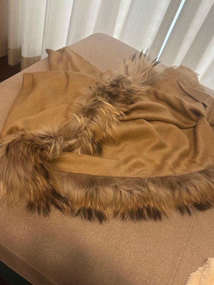 LOEWE ファー付きウールストール