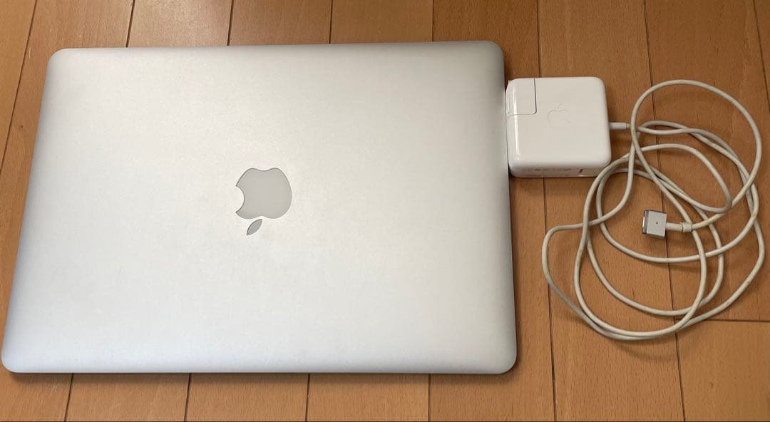 【即決OK】MacBook Air 13 i7/8GB/SSD256GB
