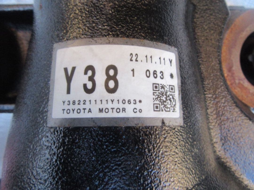 トヨタ　RG86 ZN8純正デフ