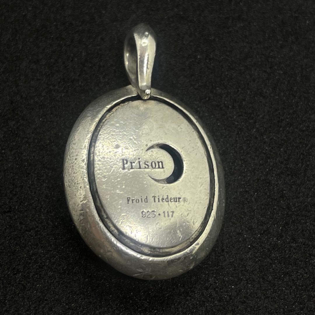 Froid Tiedeur ペンダントトップ　ネックレス　　チャーム　牢獄